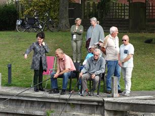 Samen Vissen Tegen De Eenzaamheid