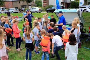 Vismiddag Kindervakantieweek Foxhol druk bezocht