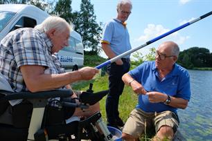 Visserslatijn in Emmer-Compascuum