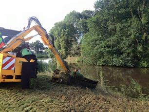 Vrijwilligers en Waterschap zetten beste beentje voor